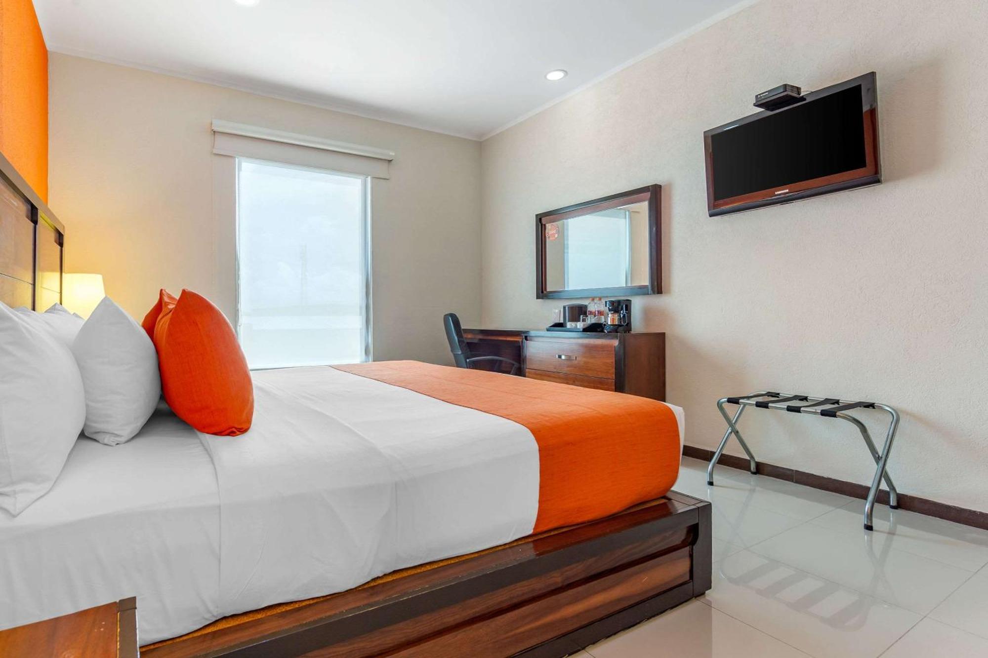 Comfort Inn Cancun Aeropuerto Ngoại thất bức ảnh