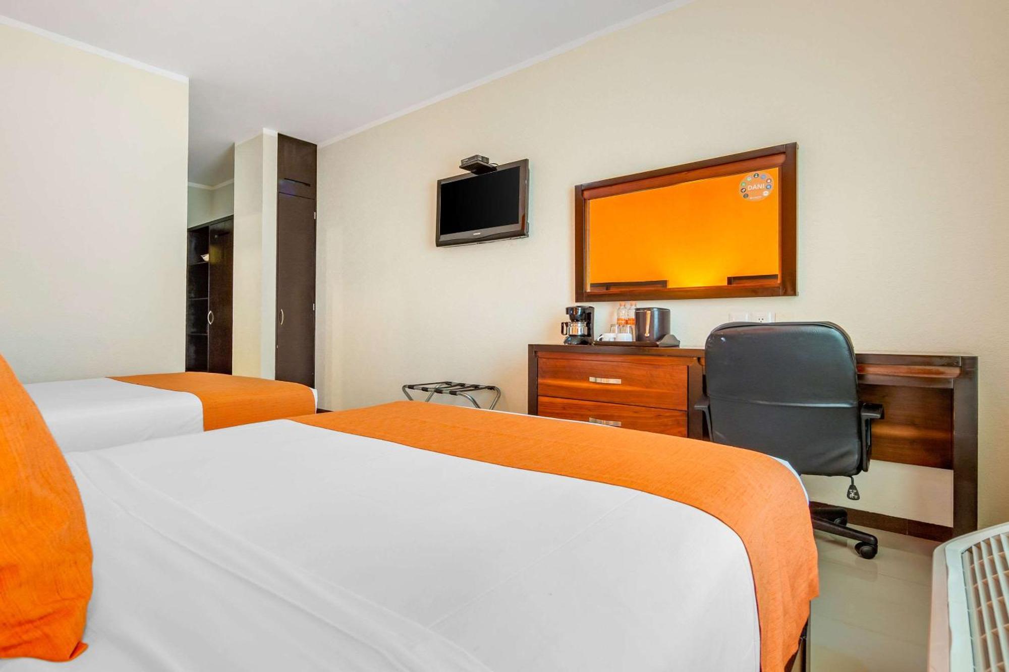Comfort Inn Cancun Aeropuerto Ngoại thất bức ảnh