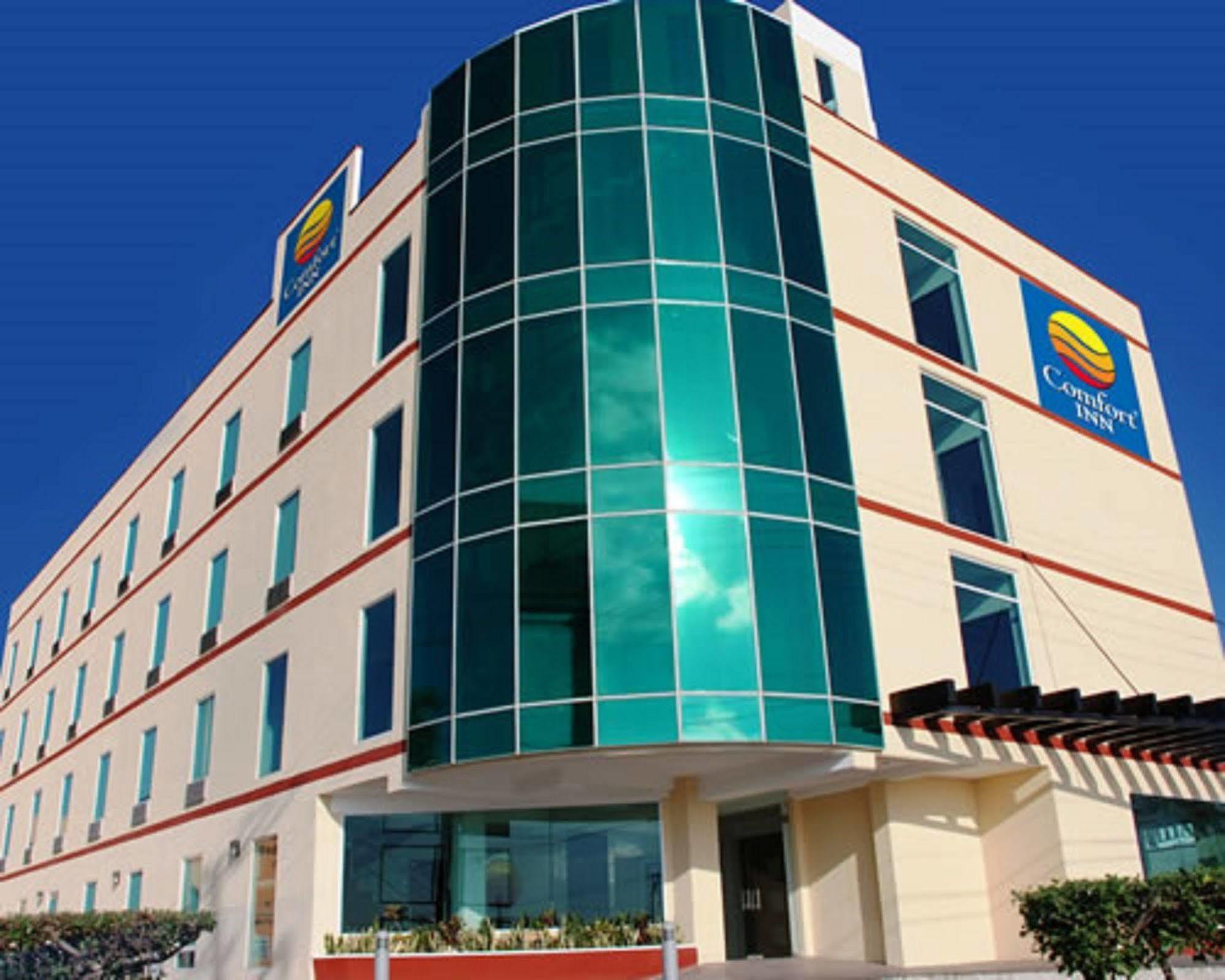 Comfort Inn Cancun Aeropuerto Ngoại thất bức ảnh