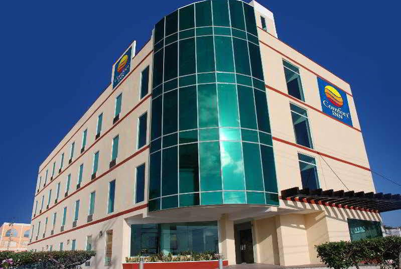 Comfort Inn Cancun Aeropuerto Ngoại thất bức ảnh