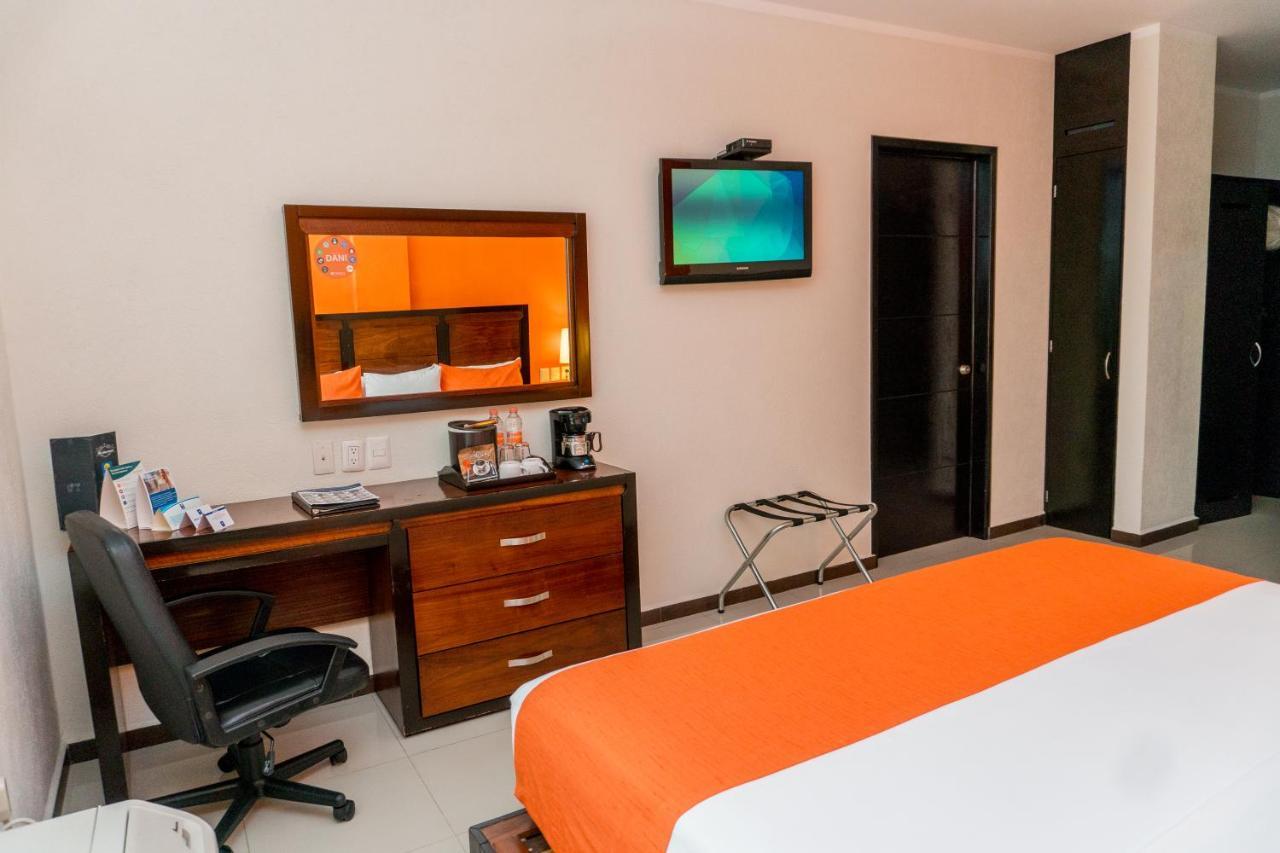 Comfort Inn Cancun Aeropuerto Ngoại thất bức ảnh